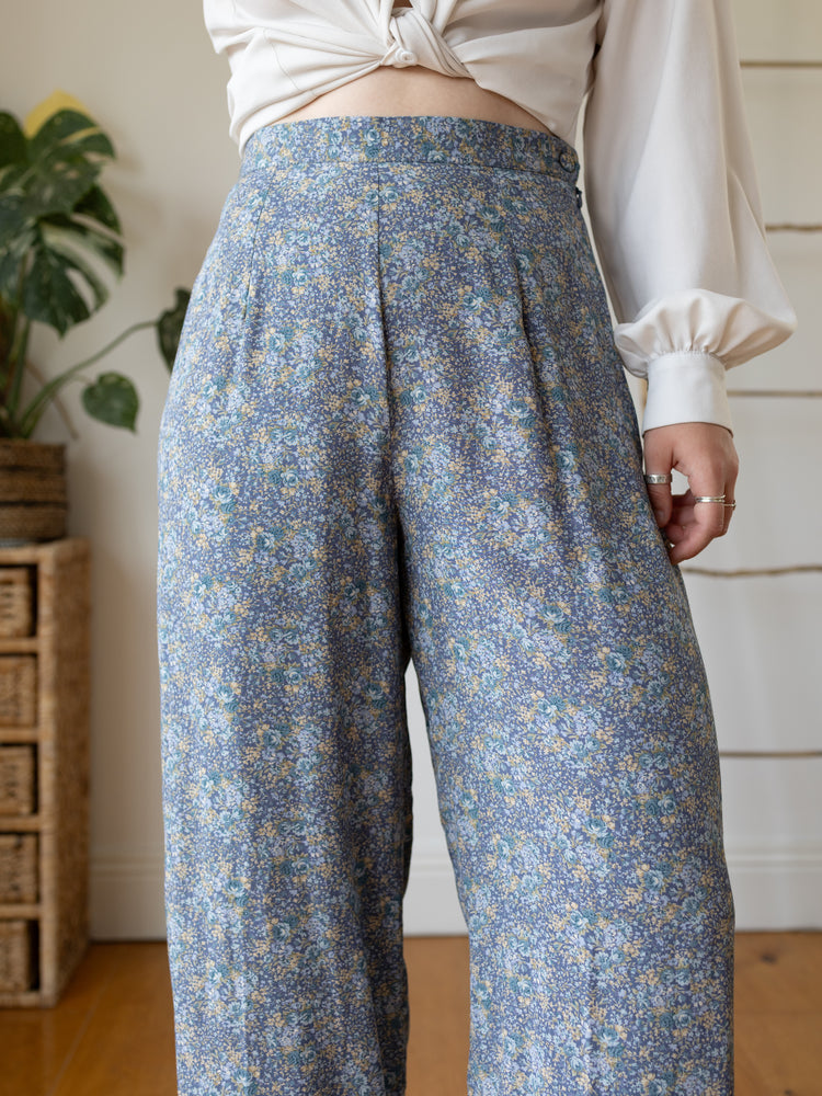90s Laura Ashley Floral Wide Leg Trousers - 28"
