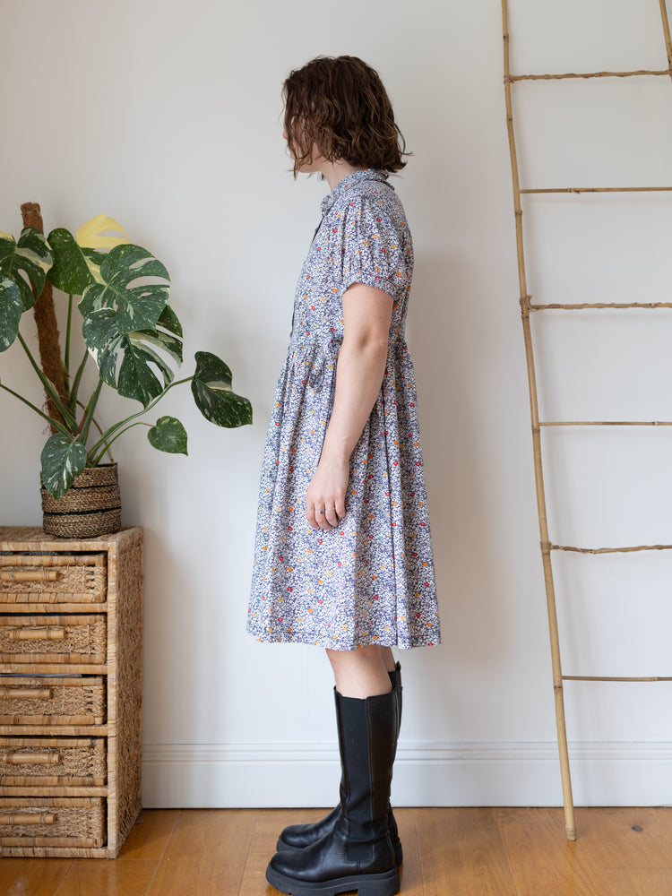 70s Ditsy Floral Midi Dress with Peter Pan Collar - L