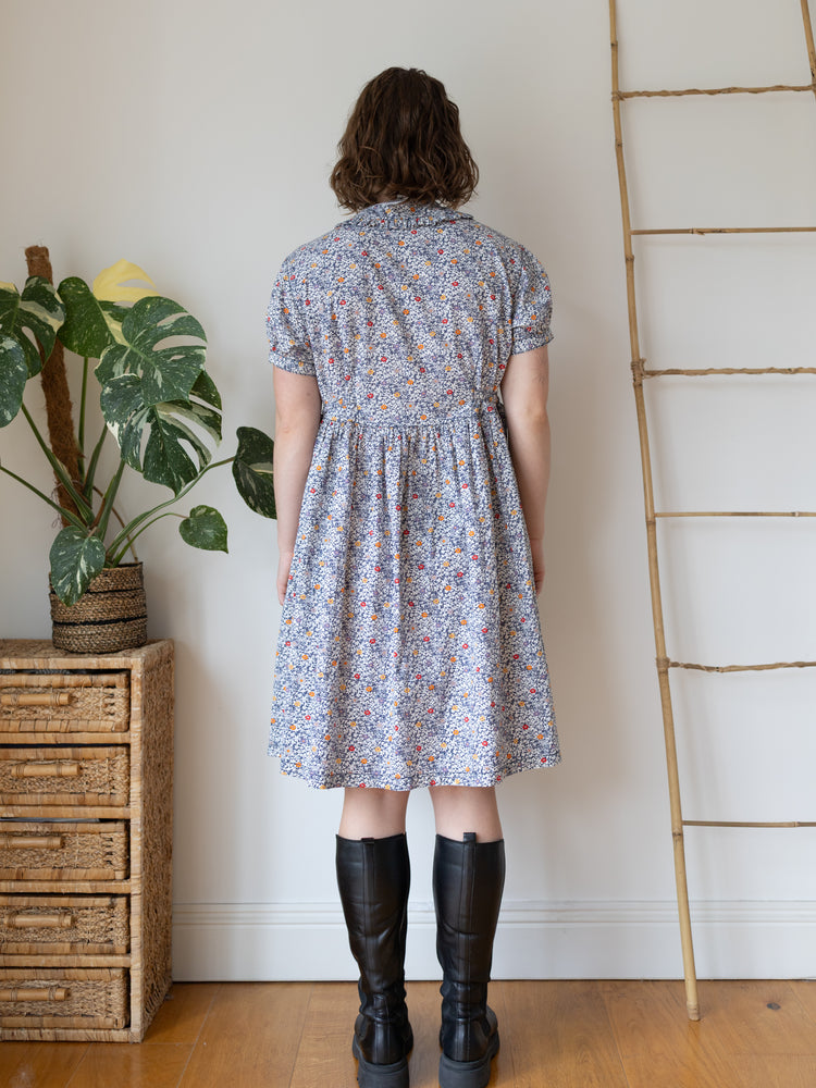 70s Ditsy Floral Midi Dress with Peter Pan Collar - L