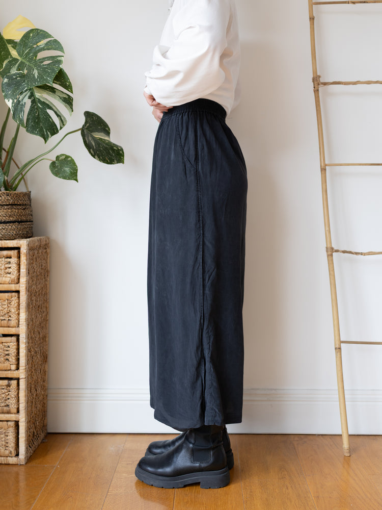 90s Laura Ashley Black Silk Wrap Maxi Skirt - 26-28"