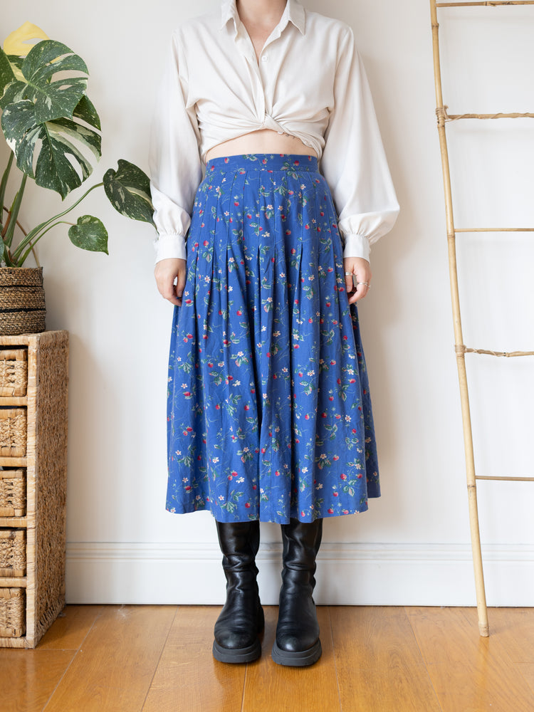 80s Laura Ashley Blue Strawberry Floral Skirt - 27"