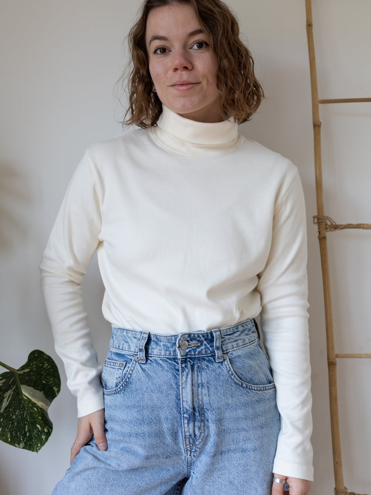 90s Laura Ashley White Turtleneck - L