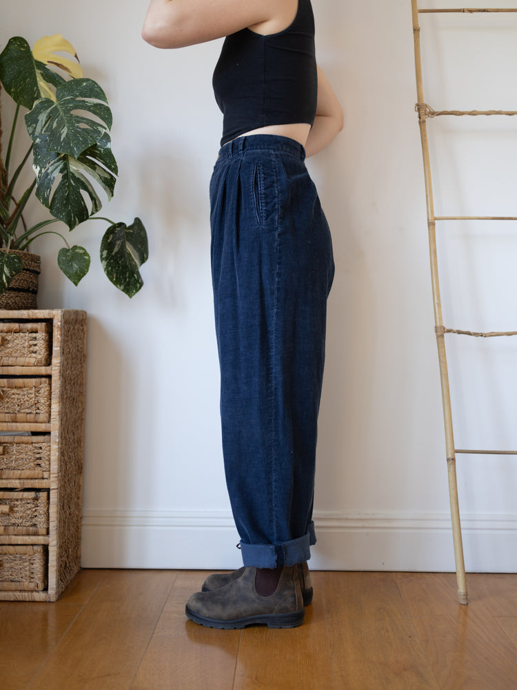 80s Navy Corduroy Mum Jeans - 31"