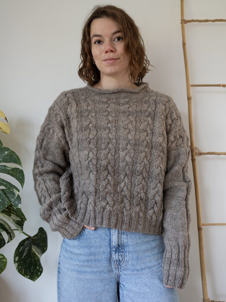 90s Grey Aran Cable Knit Jumper - L