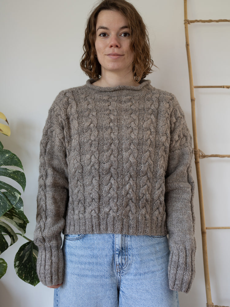 90s Grey Aran Cable Knit Jumper - L