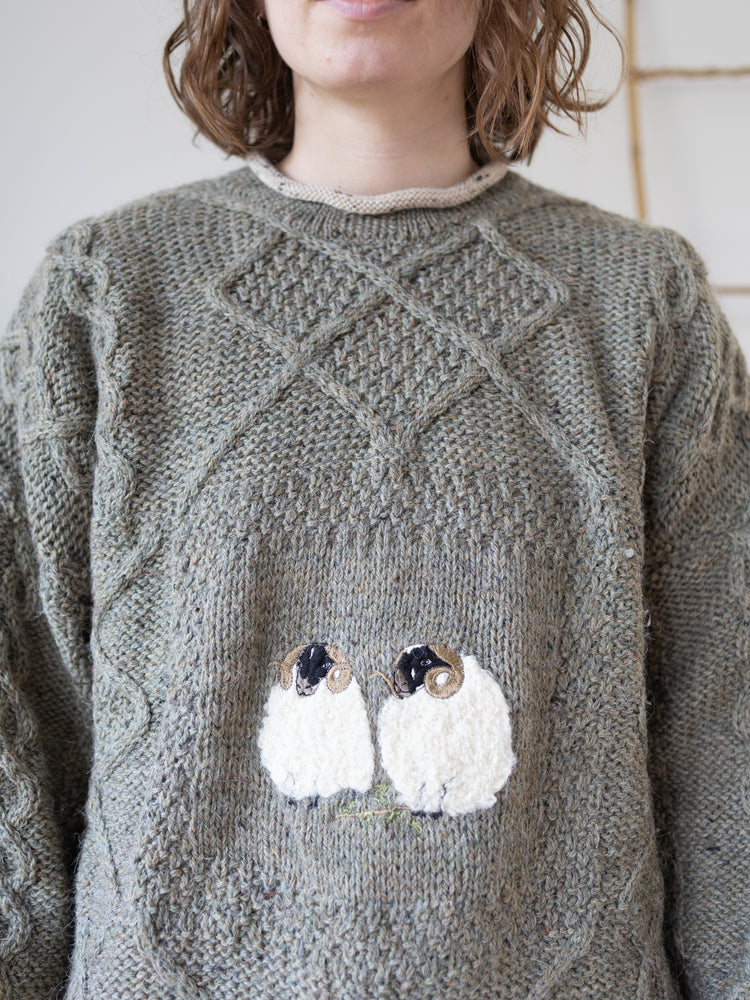 90s Acorn Green Sheep Jumper - XL