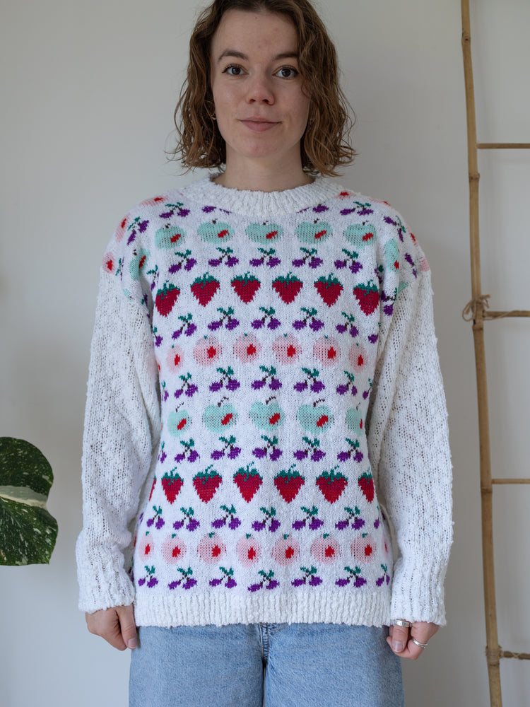 90s Miss Sparks White Fruit Jumper - M