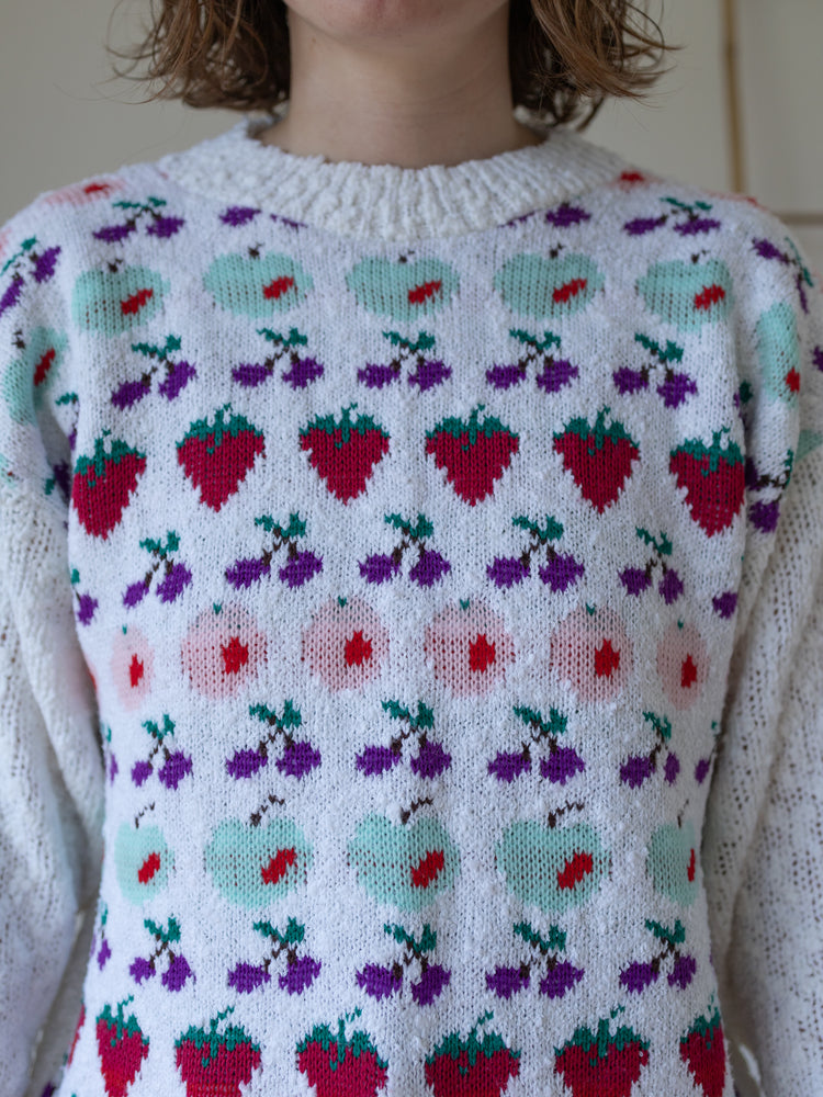 90s Miss Sparks White Fruit Jumper - M